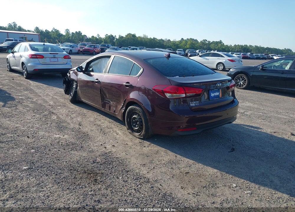 2017 KIA FORTE VIN: 3KPFK4A76HE058978