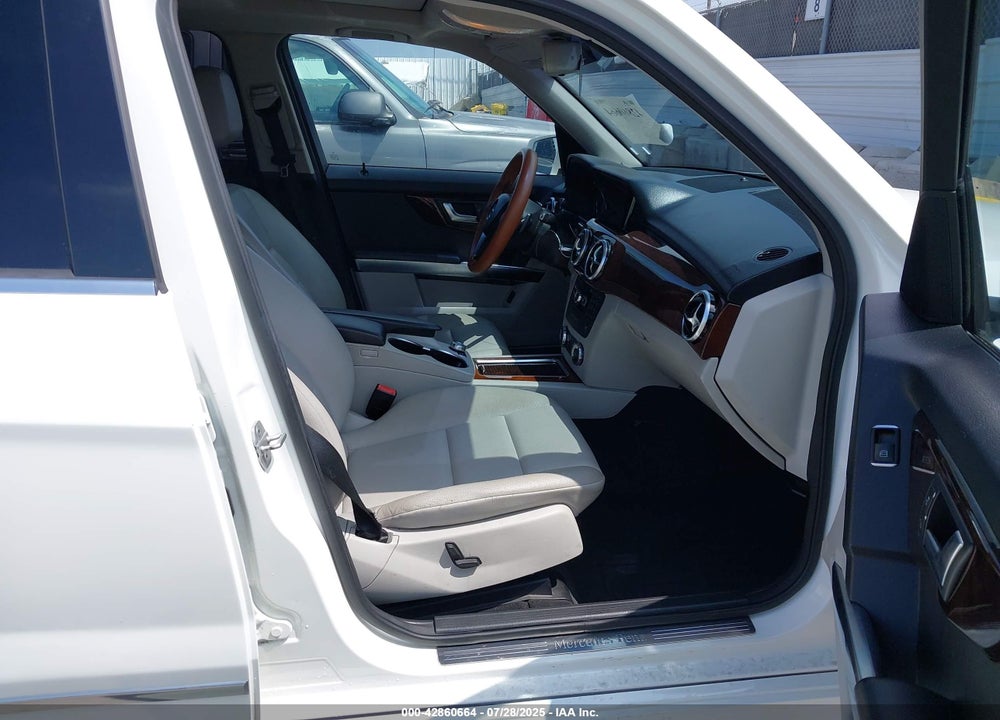 2013 MERCEDES-BENZ GLK 350 VIN: WDCGG5HB3DG027889