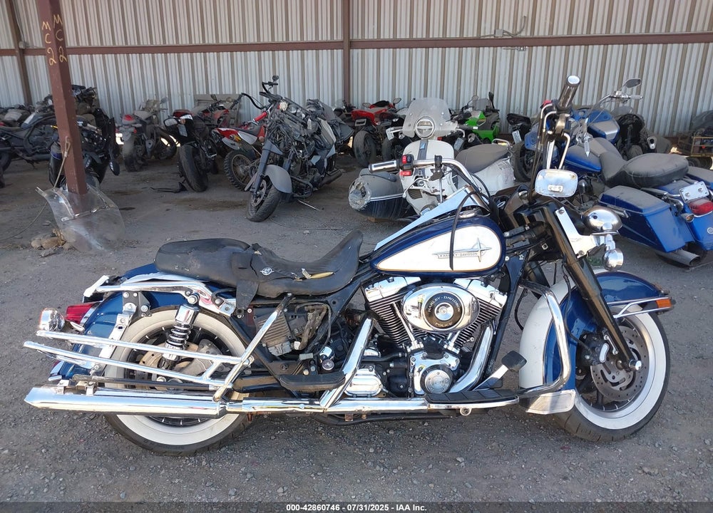 2002 HARLEY-DAVIDSON FLHPI VIN: 1HD1FHW182Y635875
