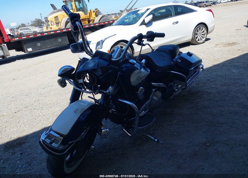 2002 HARLEY-DAVIDSON FLHPI VIN: 1HD1FHW182Y635875