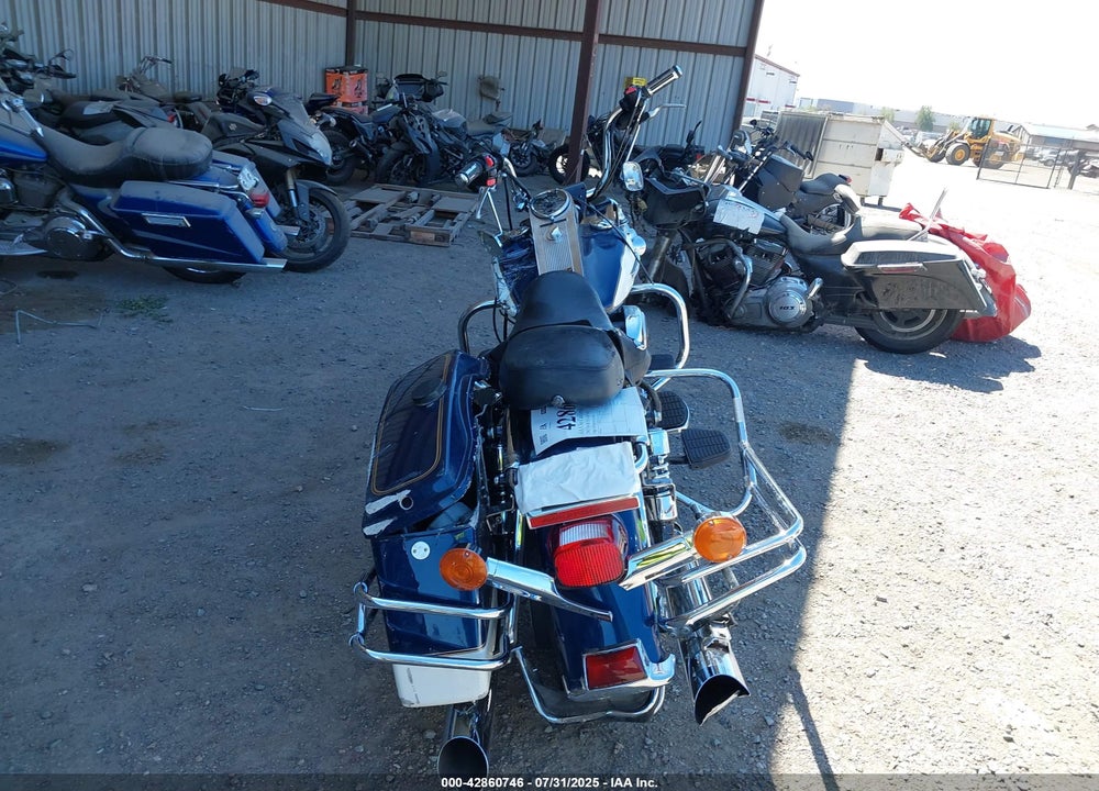 2002 HARLEY-DAVIDSON FLHPI VIN: 1HD1FHW182Y635875