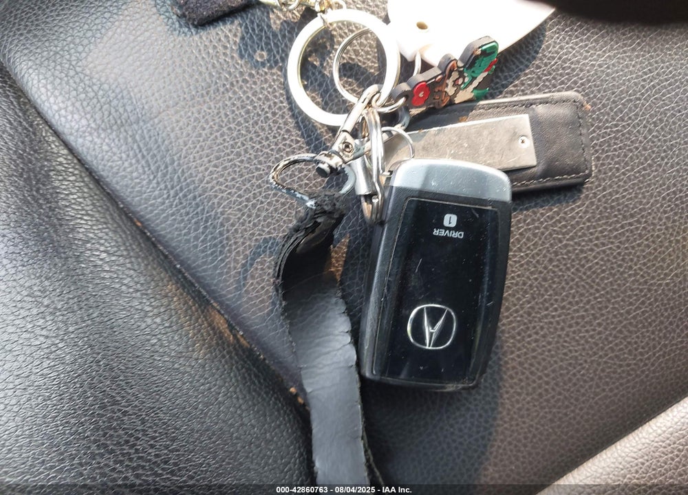 2018 ACURA RDX VIN: 5J8TB4H33JL008947