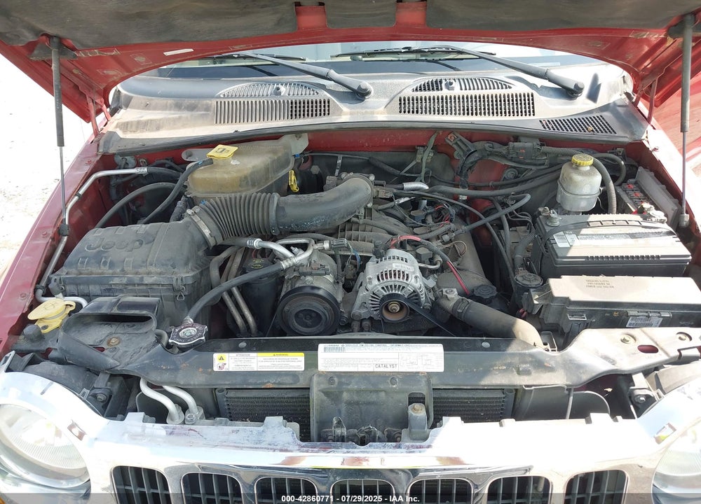 2007 JEEP LIBERTY VIN: 1J4GL58KX7W523326