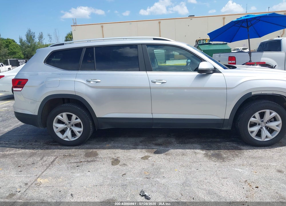 2019 VOLKSWAGEN ATLAS VIN: 1V2UR2CA5KC576089