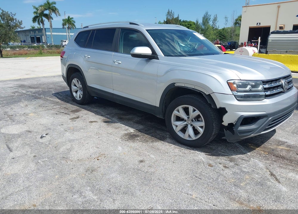 2019 VOLKSWAGEN ATLAS VIN: 1V2UR2CA5KC576089