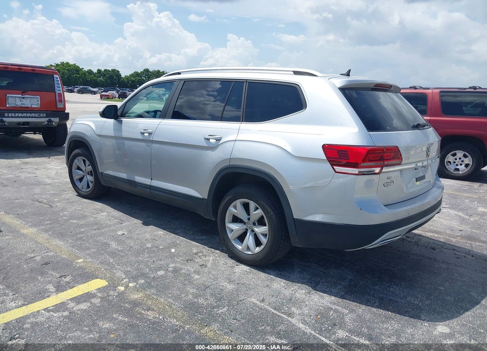2019 VOLKSWAGEN ATLAS VIN: 1V2UR2CA5KC576089