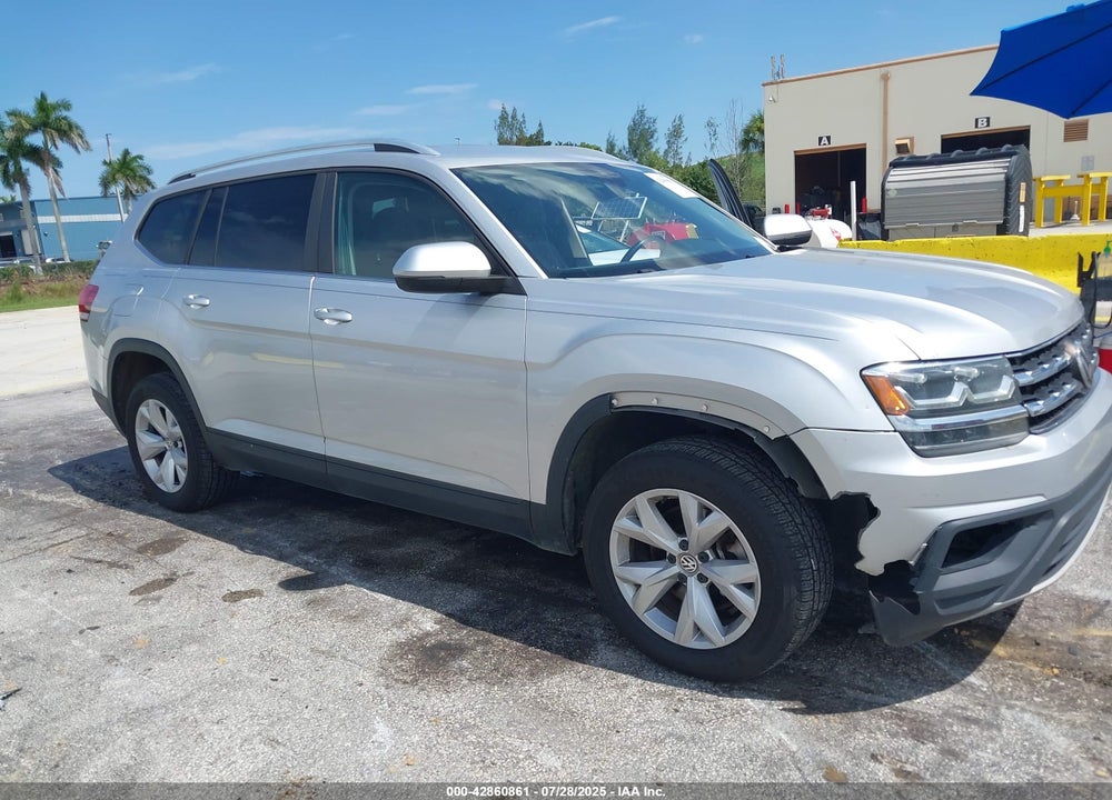 2019 VOLKSWAGEN ATLAS VIN: 1V2UR2CA5KC576089