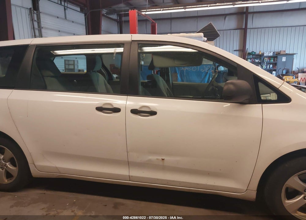 2013 TOYOTA SIENNA VIN: 5TDZK3DC4DS326541