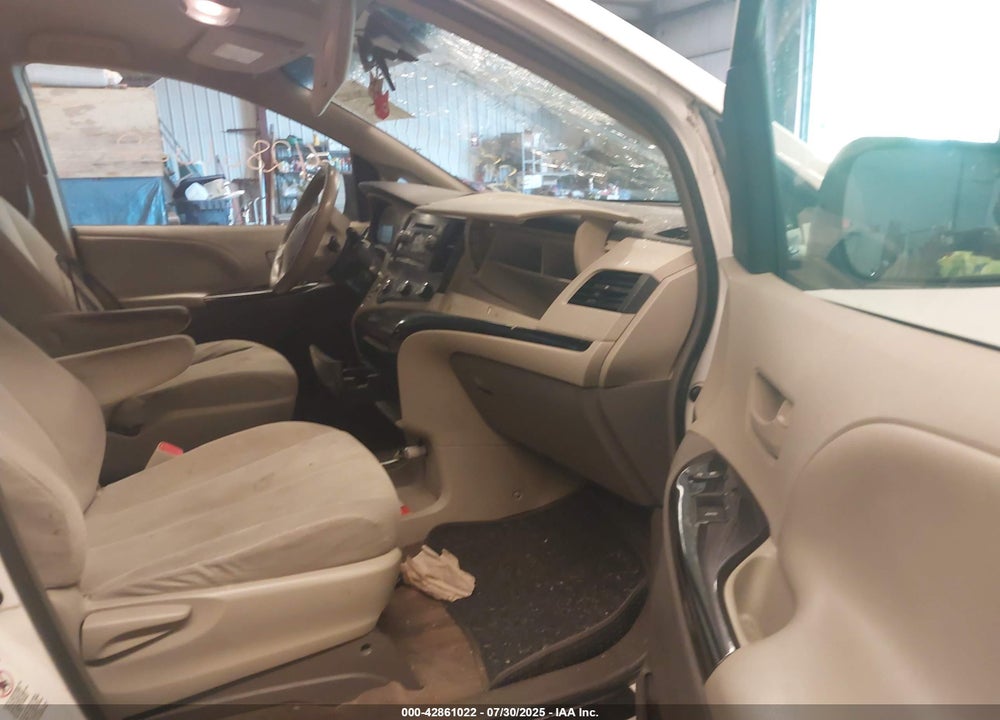 2013 TOYOTA SIENNA VIN: 5TDZK3DC4DS326541