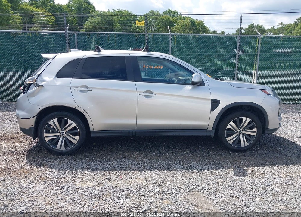 2021 MITSUBISHI OUTLANDER SPORT VIN: JA4ARUAU2MU031889