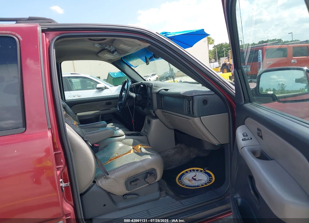 2002 CHEVROLET SUBURBAN 1500 VIN: 1GNEC16Z12J316911