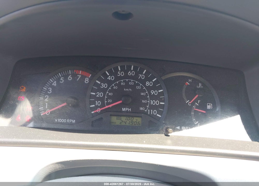 2003 TOYOTA COROLLA VIN: JTDBR32E330033183