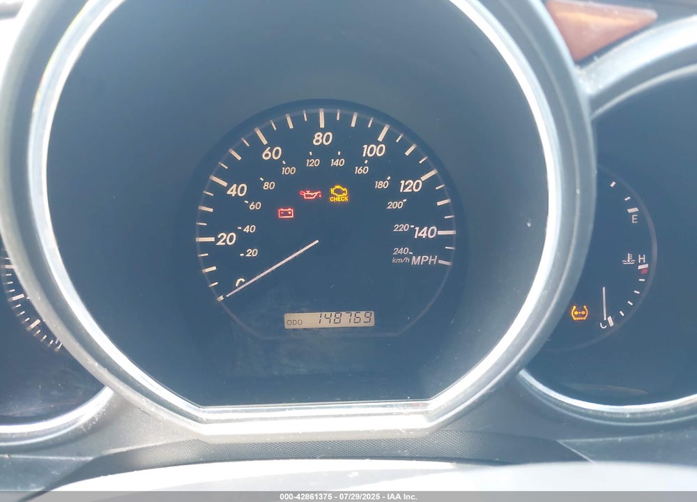 2005 LEXUS RX 330 VIN: 2T2HA31U05C044415