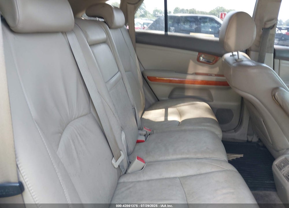 2005 LEXUS RX 330 VIN: 2T2HA31U05C044415