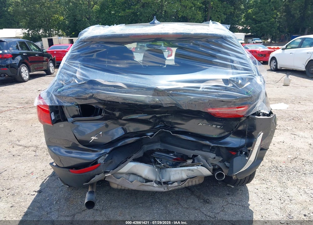 2018 BMW X1 VIN: WBXHT3C32J3H30693