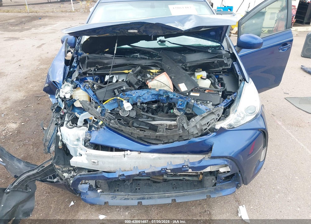 2016 TOYOTA PRIUS V VIN: JTDZN3EU5GJ048815