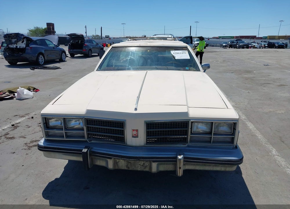 1978 OLDSMOBILE 98 VIN: 3Q35K8C151365