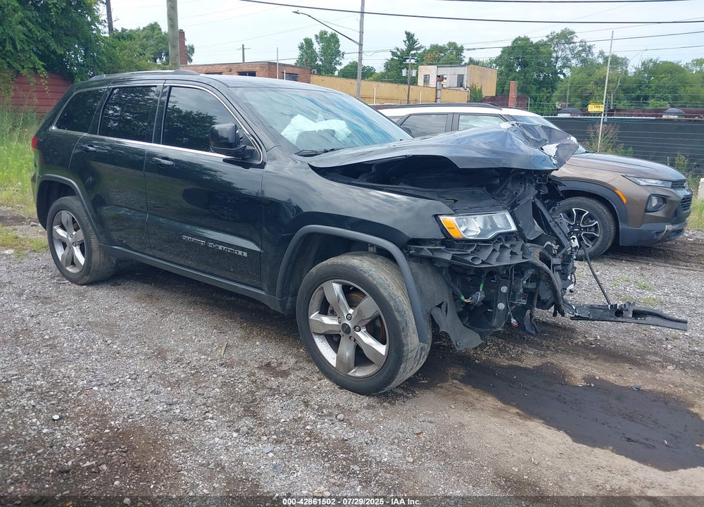 2020 JEEP GRAND CHEROKEE LAREDO E 4X4 VIN: 1C4RJFAG4LC328236
