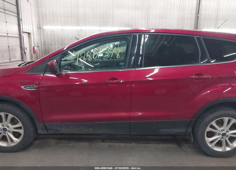 2017 FORD ESCAPE VIN: 1FMCU9GD4HUC66815