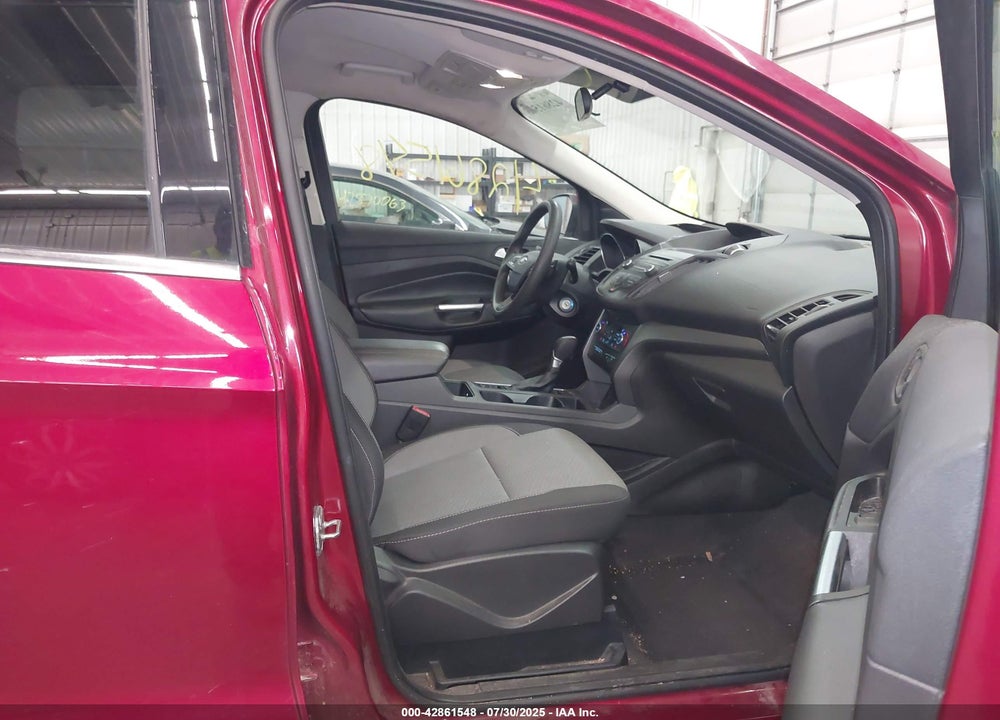 2017 FORD ESCAPE VIN: 1FMCU9GD4HUC66815