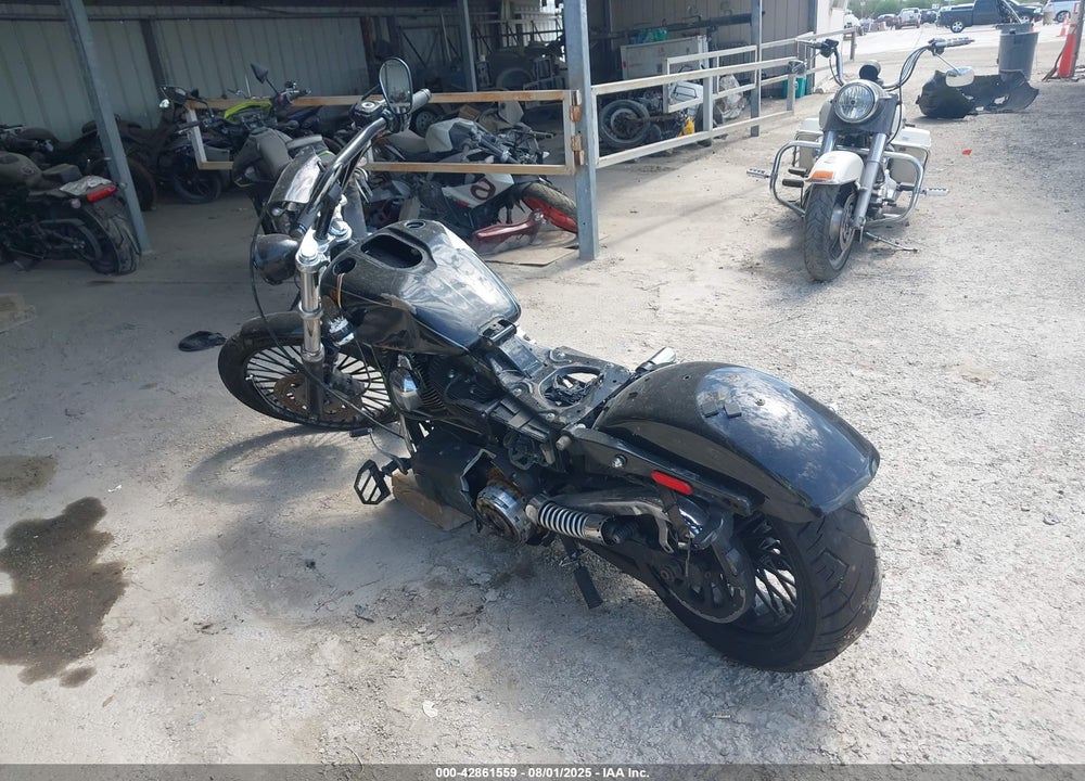 2013 HARLEY-DAVIDSON FXDWG DYNA WIDE GLIDE VIN: 1HD1GPM13DC325952