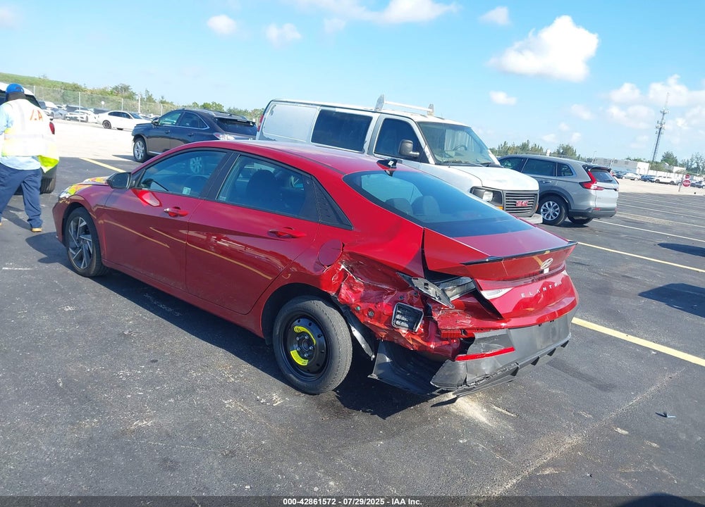 2025 HYUNDAI ELANTRA SEL SPORT VIN: KMHLM4DG6SU897932