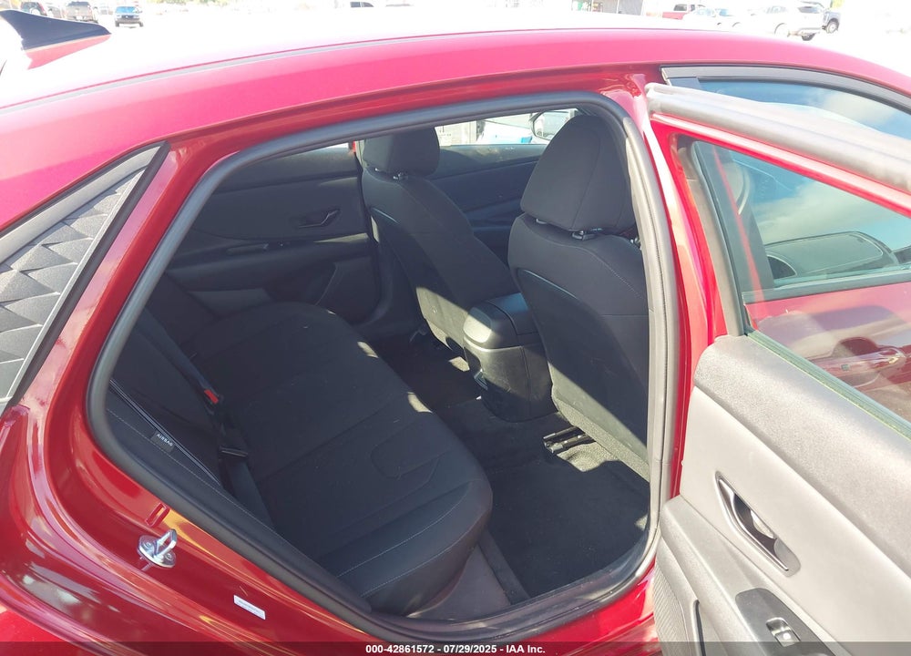 2025 HYUNDAI ELANTRA SEL SPORT VIN: KMHLM4DG6SU897932