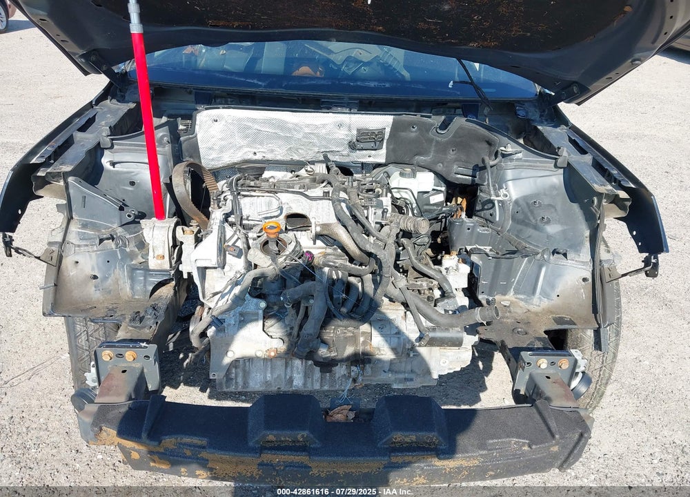 2017 VOLKSWAGEN TIGUAN VIN: WVGBV7AX4HK000352