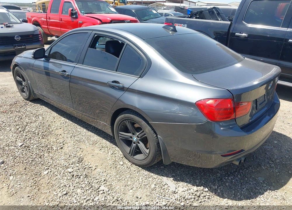 2013 BMW 3 SERIES VIN: WBA3C1C54DK104242