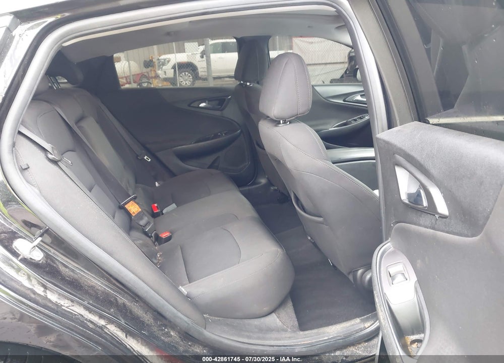 2018 CHEVROLET MALIBU LT VIN: 1G1ZD5ST2JF249049