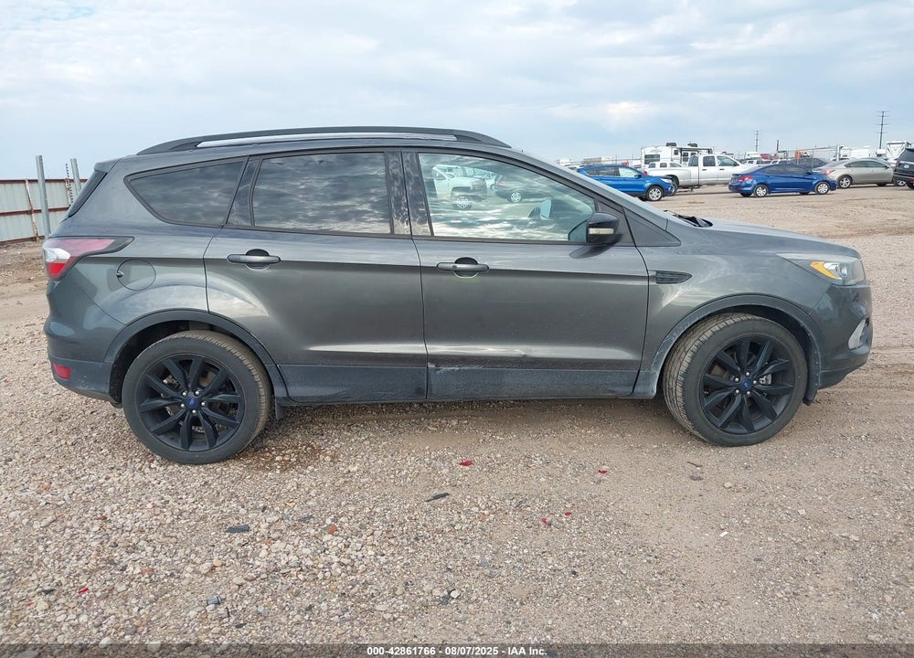 2017 FORD ESCAPE TITANIUM VIN: 1FMCU0J91HUB51640