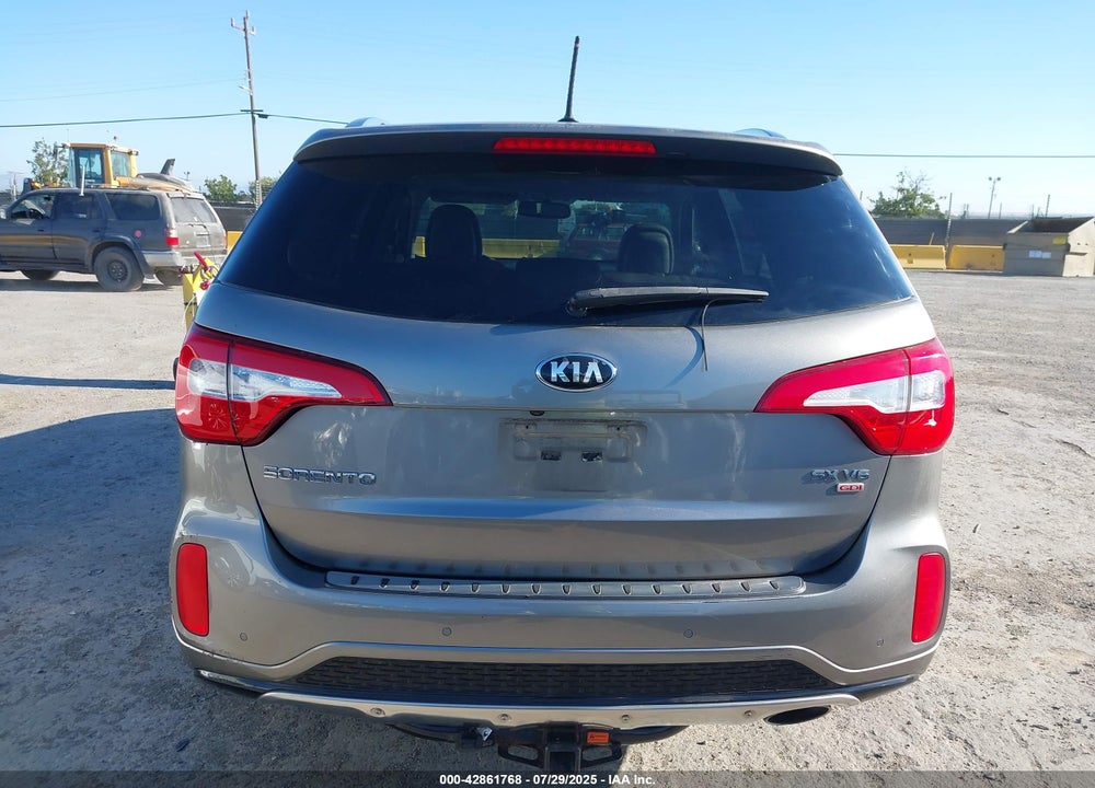 2014 KIA SORENTO VIN: 5XYKW4A74EG517331