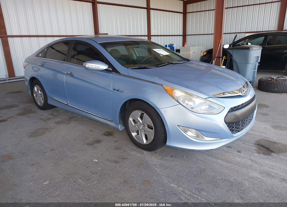 2011 HYUNDAI SONATA HYBRID VIN: KMHEC4A41BA008154