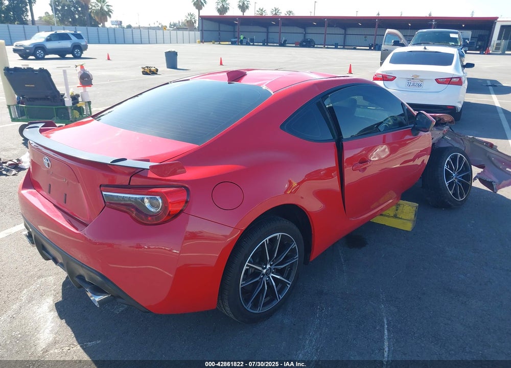 2018 TOYOTA GR 86 VIN: JF1ZNAE15J8701920