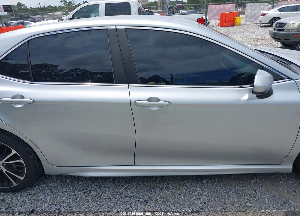 2020 TOYOTA CAMRY SE VIN: 4T1G11AK5LU344529