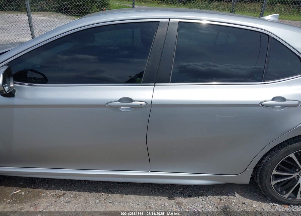 2020 TOYOTA CAMRY SE VIN: 4T1G11AK5LU344529