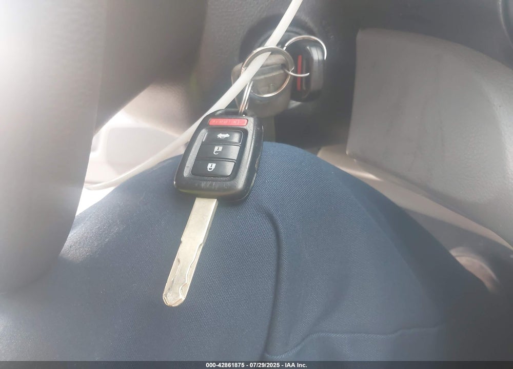 2013 HONDA ACCORD VIN: 1HGCR2F30DA015311