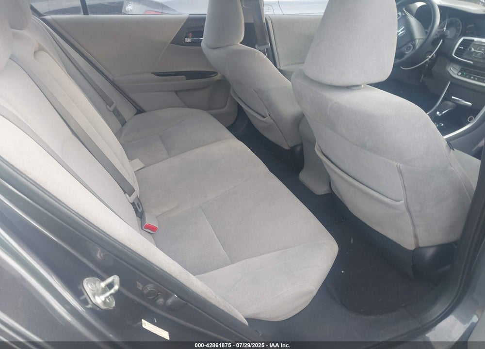 2013 HONDA ACCORD VIN: 1HGCR2F30DA015311