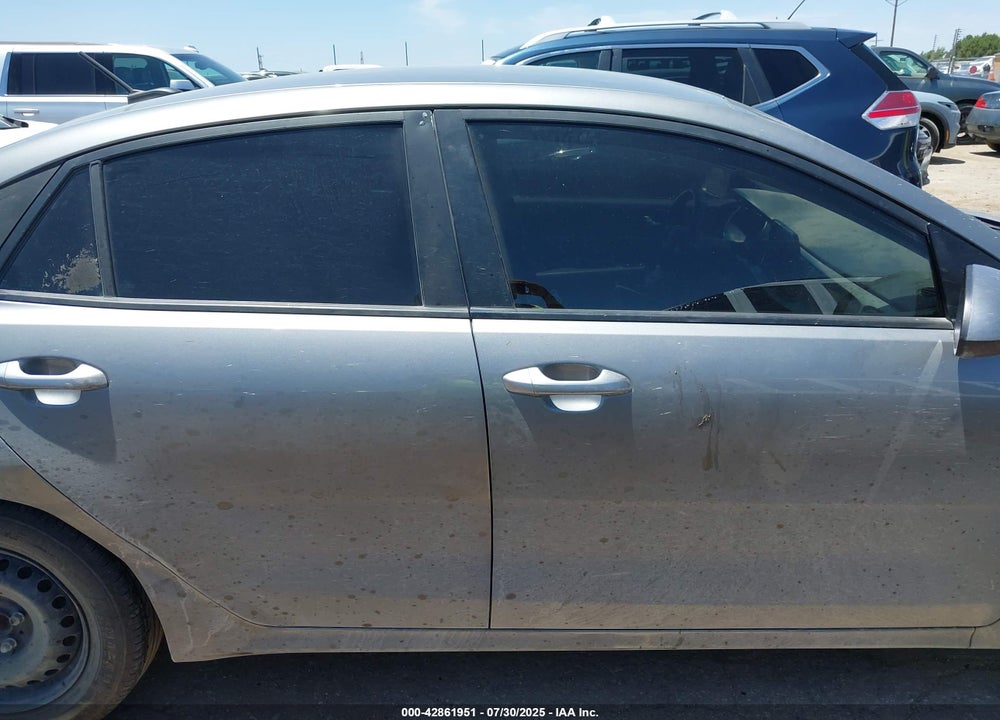 2022 KIA RIO VIN: 3KPA24AD0NE481115
