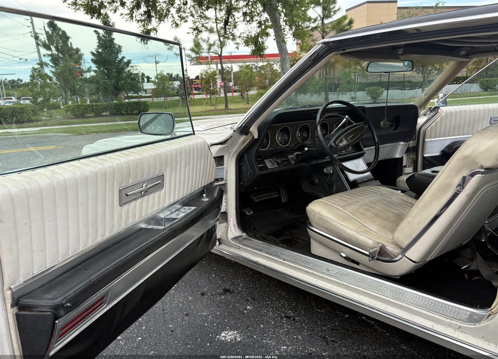 1968 FORD THUNDERBIRD VIN: 8J84N121046