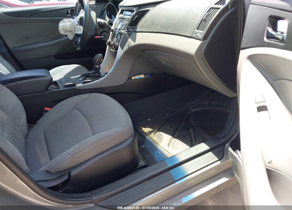 2013 HYUNDAI SONATA GLS VIN: 5NPEB4AC0DH529876