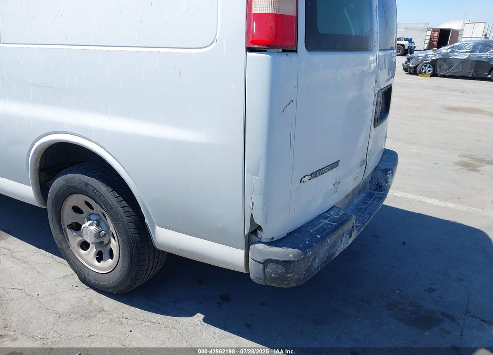2009 CHEVROLET EXPRESS 1500 WORK VAN VIN: 1GCFG15XX91120414