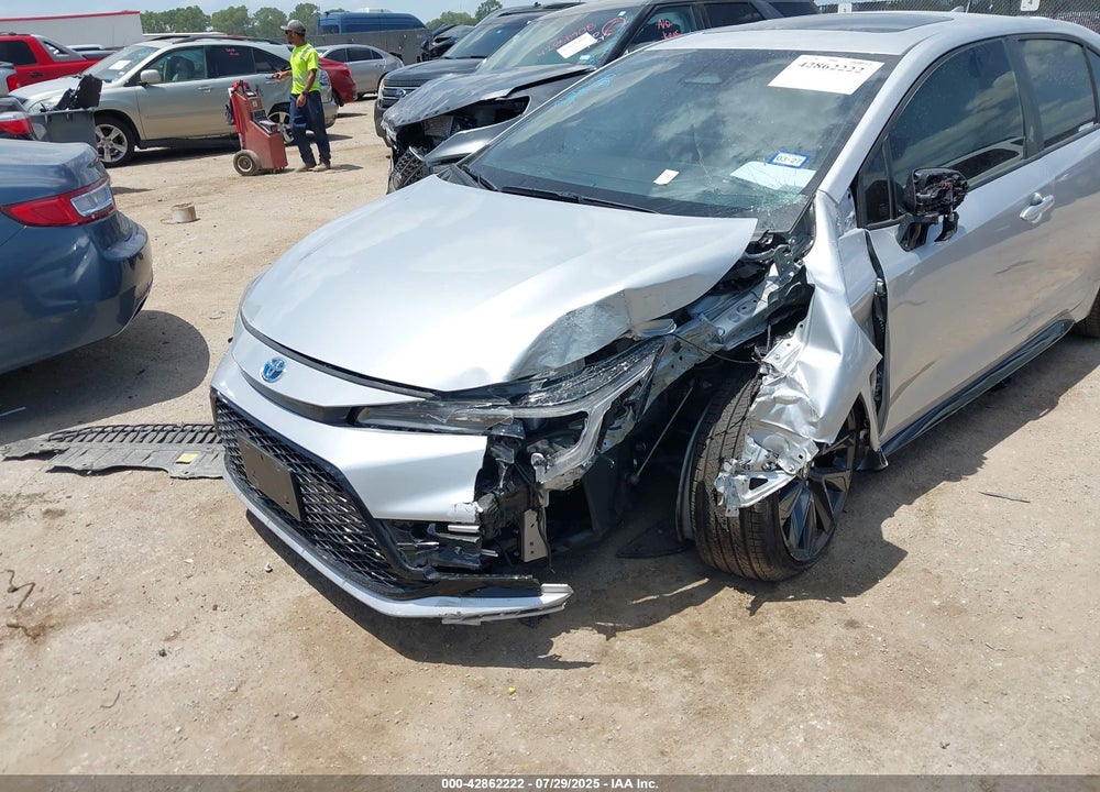 2025 TOYOTA COROLLA VIN: JTDBCMFE9SJ044117