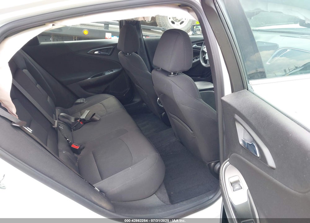 2022 CHEVROLET MALIBU FWD LT VIN: 1G1ZD5ST2NF208703