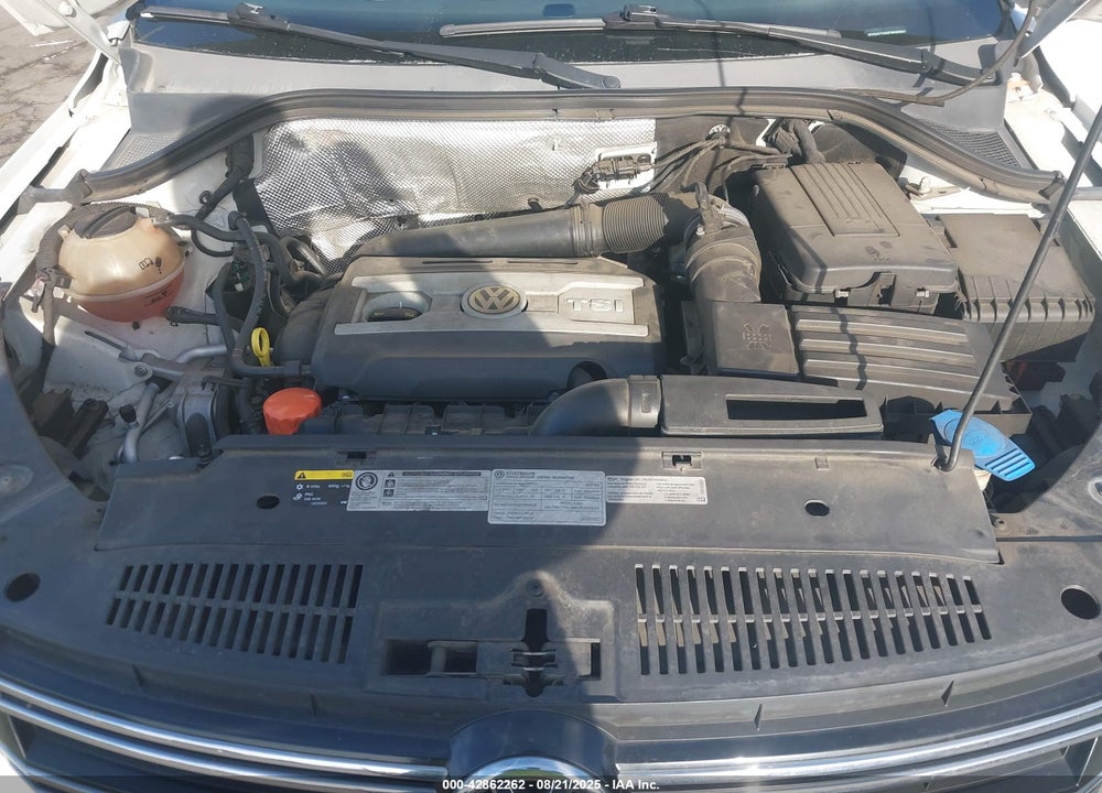 2015 VOLKSWAGEN TIGUAN VIN: WVGAV7AX0FW569507