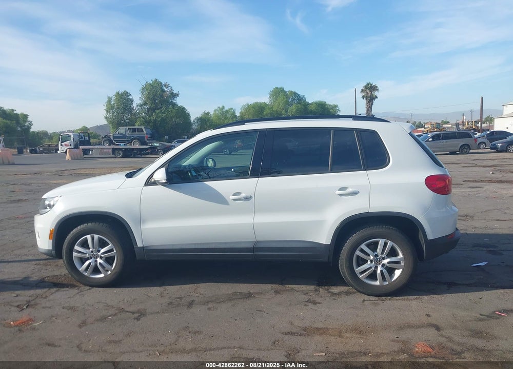 2015 VOLKSWAGEN TIGUAN VIN: WVGAV7AX0FW569507