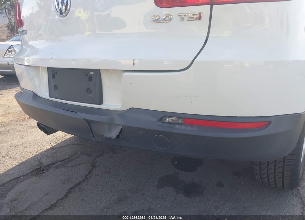 2015 VOLKSWAGEN TIGUAN VIN: WVGAV7AX0FW569507