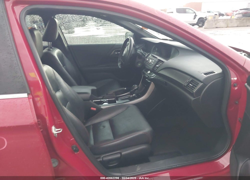 2017 HONDA ACCORD VIN: 1HGCR2F19HA289756