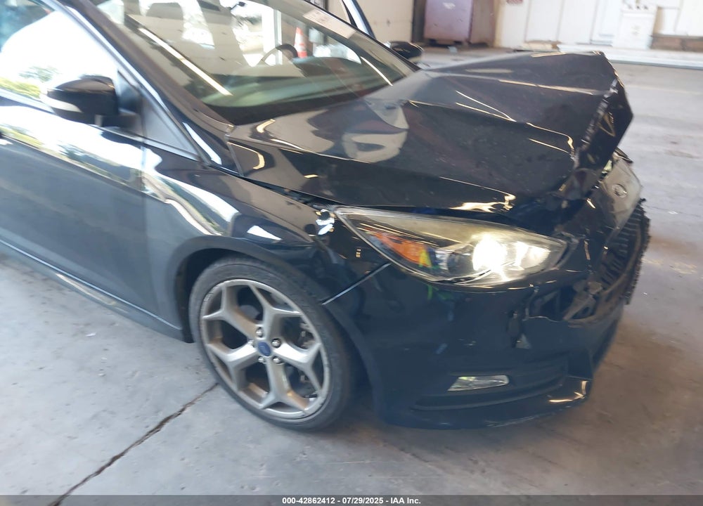 2017 FORD FOCUS ST VIN: 1FADP3L96HL223555