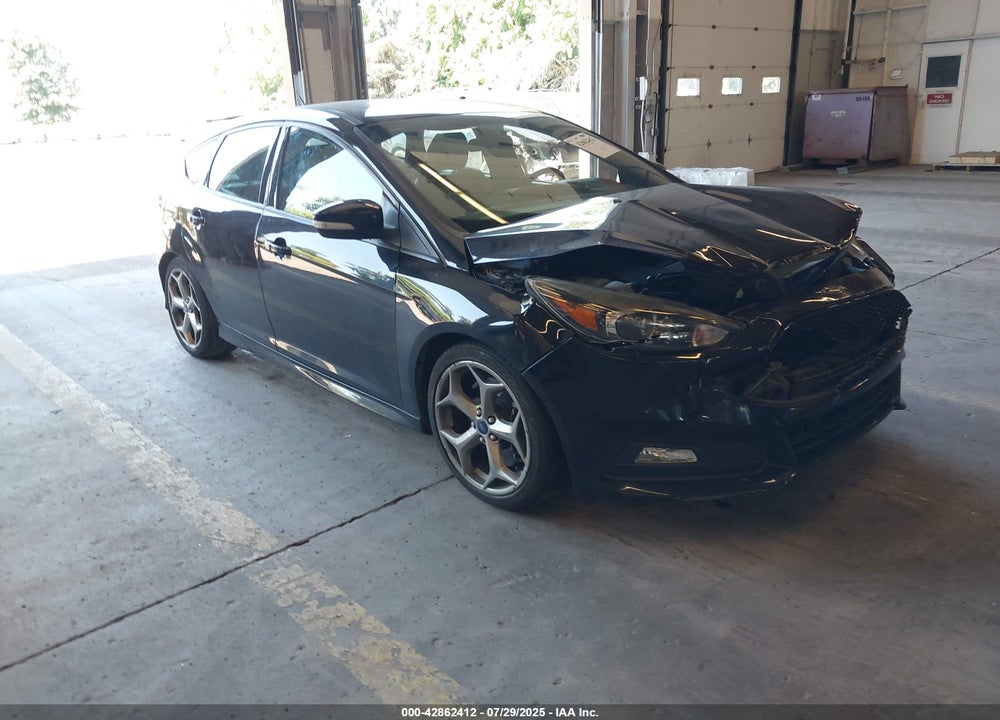 2017 FORD FOCUS ST VIN: 1FADP3L96HL223555